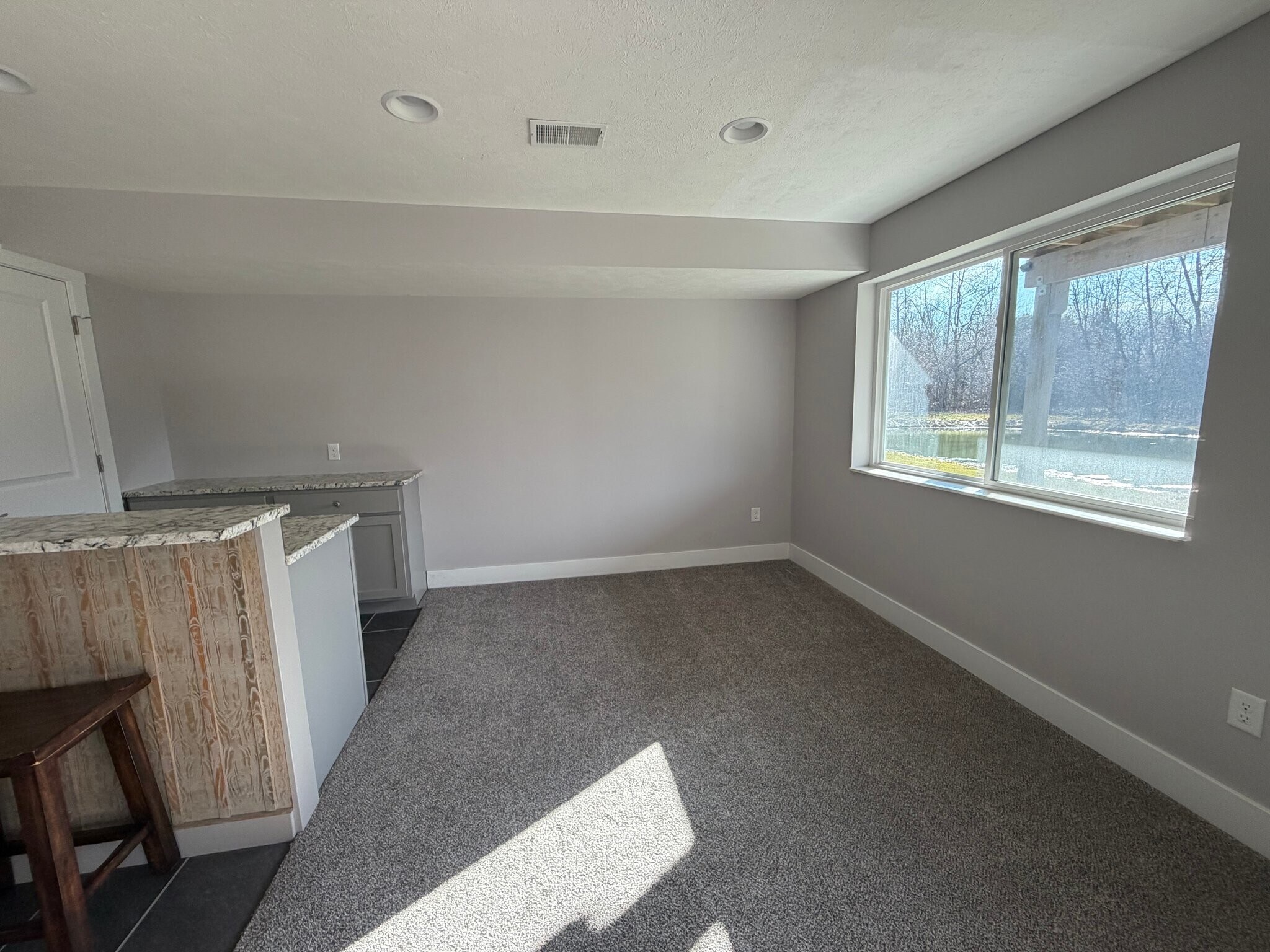 Building Photo - 3007 Ledgestone Pl NE