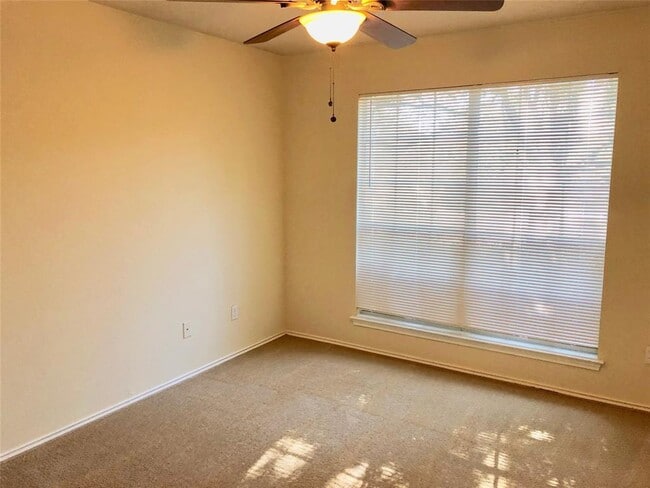 Building Photo - 1107 Bohica Way