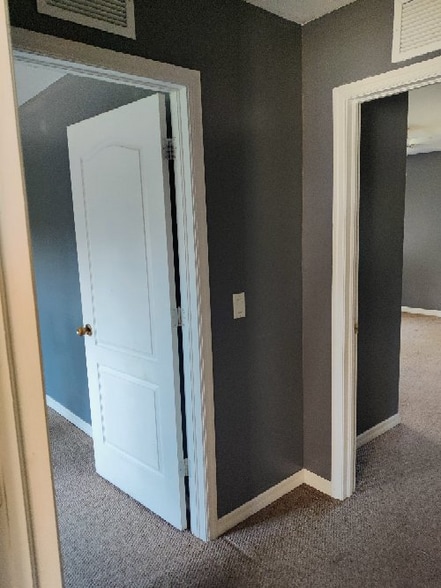 Building Photo - 3710 3rd St SW