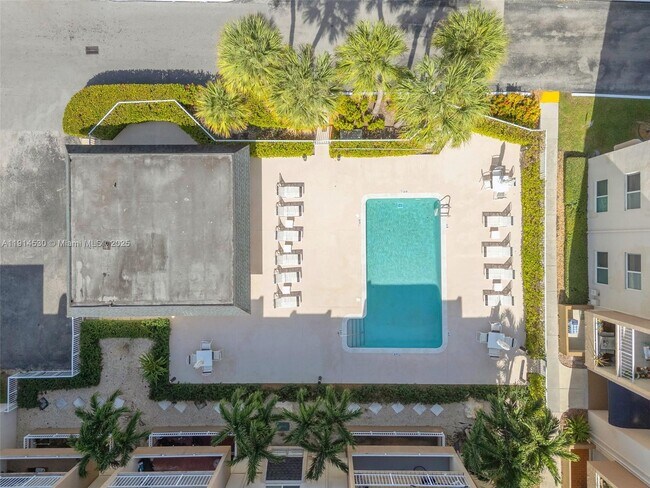 Building Photo - 7785 SW 86th St