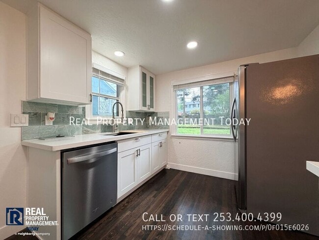 Building Photo - 1627 112th St S