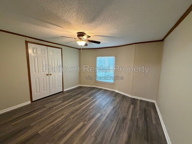 Building Photo - 4432 Brandy Ln SE