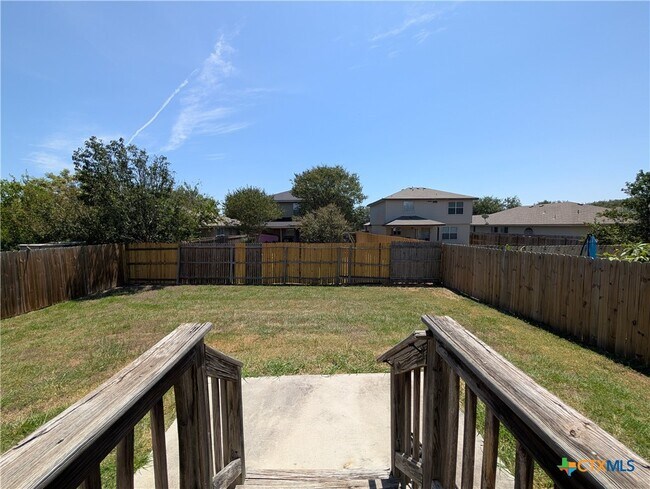 Building Photo - 249 Val Verde Dr