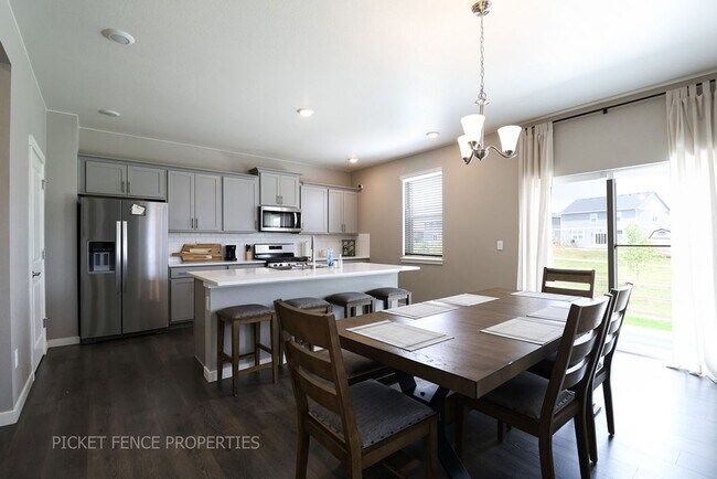 Building Photo - Beautiful New Home in West Greeley!