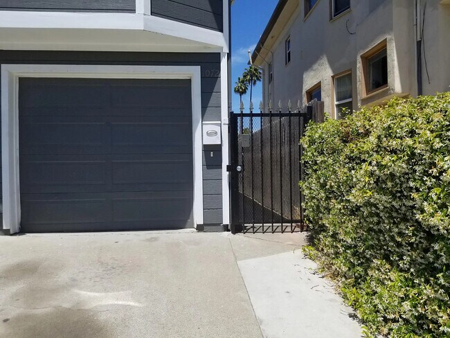 Building Photo - 1072 18th Street