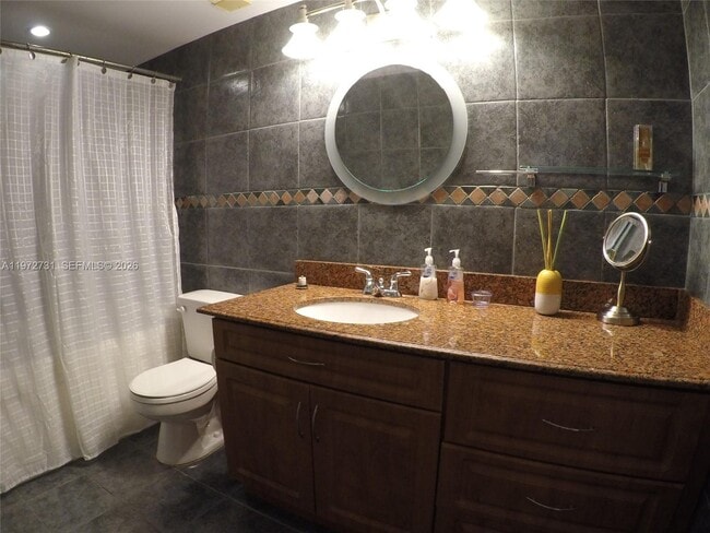 Building Photo - 18151 NE 31st Ct