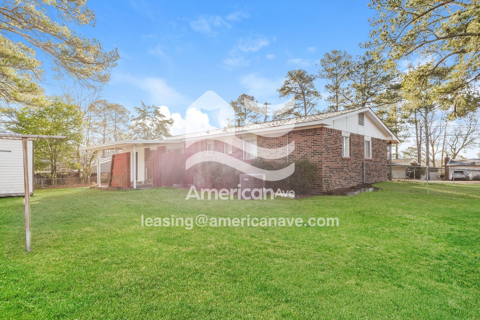 Building Photo - 5905 Luna Dr