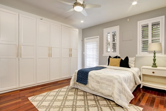 Building Photo - 1907 11th St NW