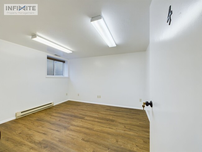 Building Photo - Executive Office Suites Starting at $500