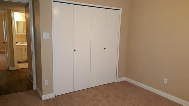 Building Photo - 15311 Camino Del Sol Dr