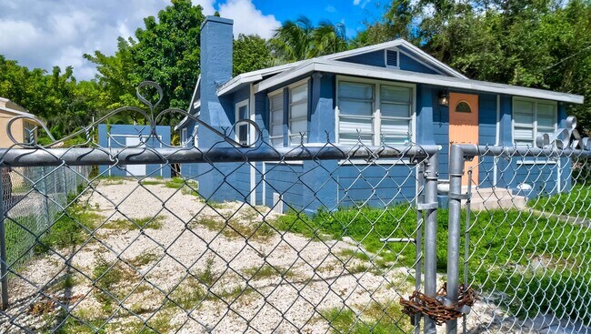 Building Photo - 129 NW 60th St