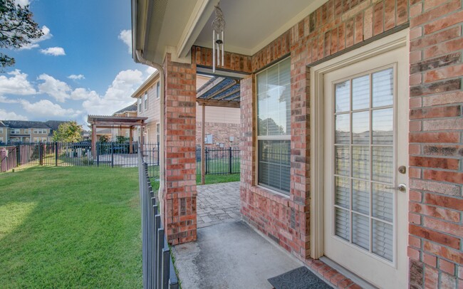 Building Photo - 18731 Cypress Loch Dr