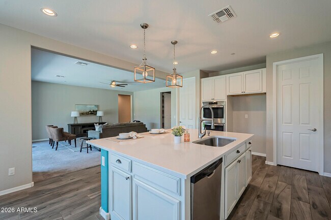 Building Photo - 11628 W Andrew Ln