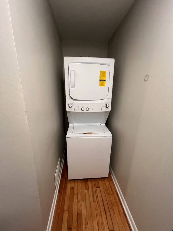 Building Photo - 221-223-223 Haven Ave