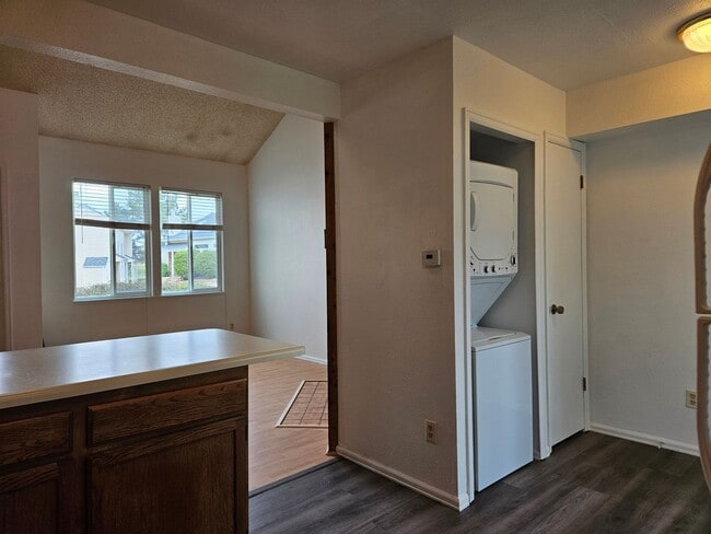 Building Photo - Adorable Loft Style One Bedroom Condo Steps from Buckley AFB