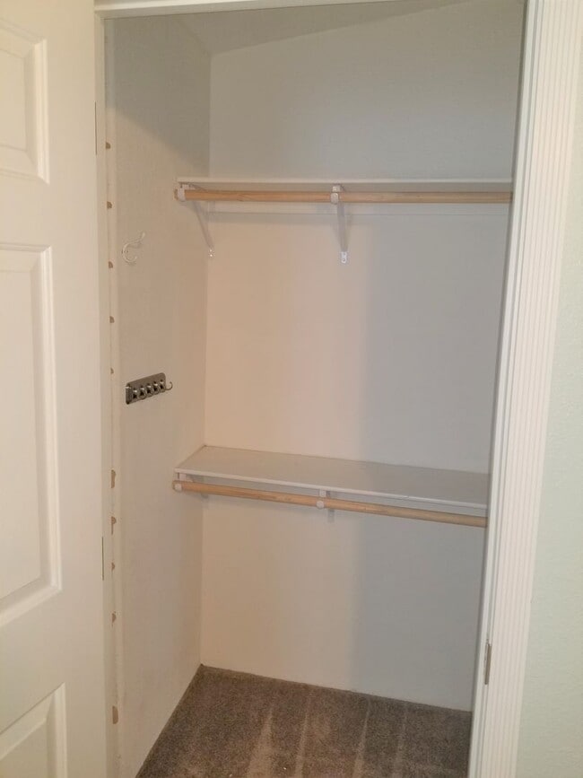 Building Photo - Great Location! 3 Bed, 2 Bath West-Flagsta...