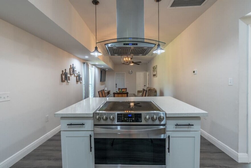Building Photo - 11100 Orange River Blvd