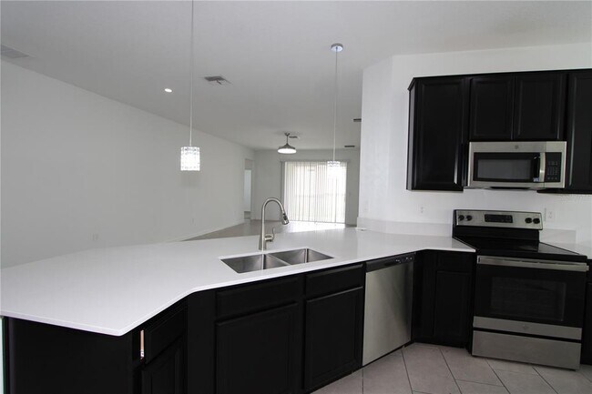 Building Photo - 737 Citrus Reserve Blvd