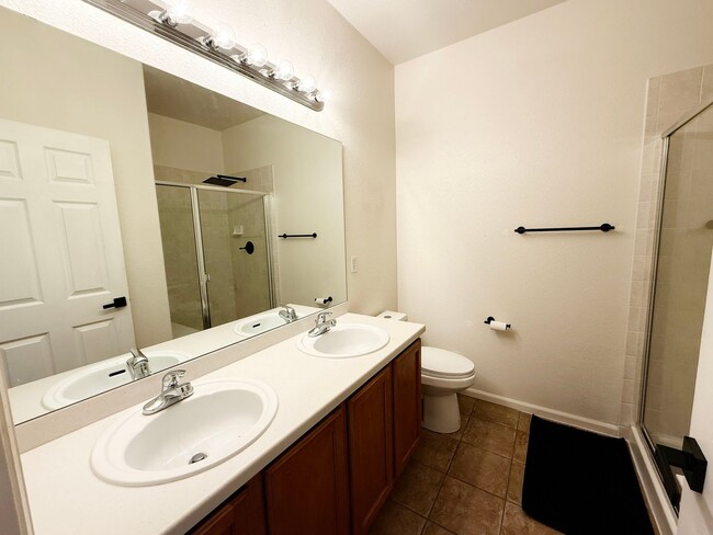 Building Photo - Olde Town Arvada - Dual Suite with Flex Ro...