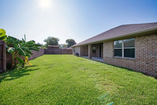 Building Photo - Designed for Living, Built for Entertaining