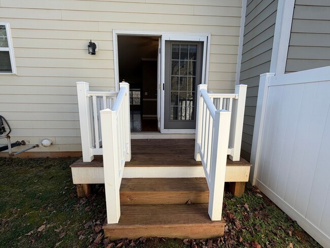 Building Photo - 2287 Whittington Dr