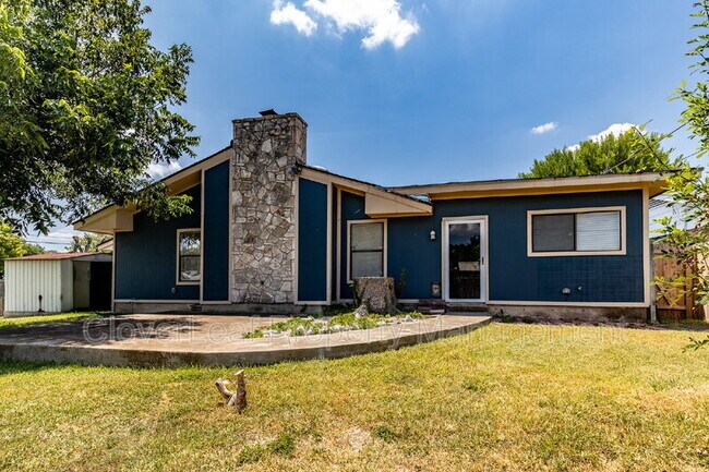 Building Photo - 3503 Clearfield Dr