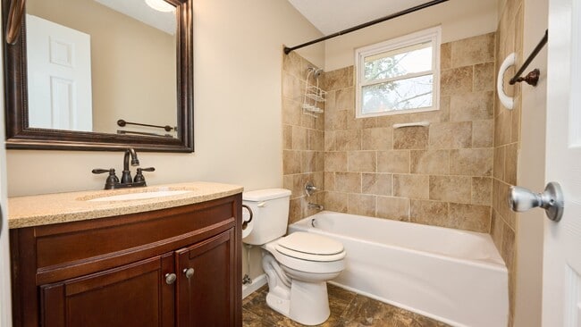 Building Photo - Coming Soon: 3BR, 1 1/2BA house