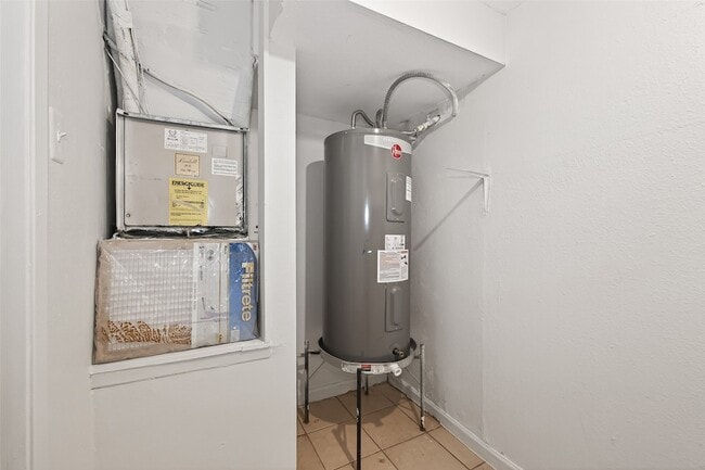 Building Photo - 12519 Ashford Meadow Dr