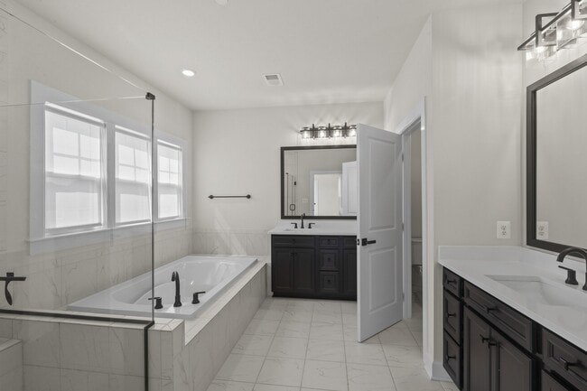 Building Photo - 7528 Zoe Ln