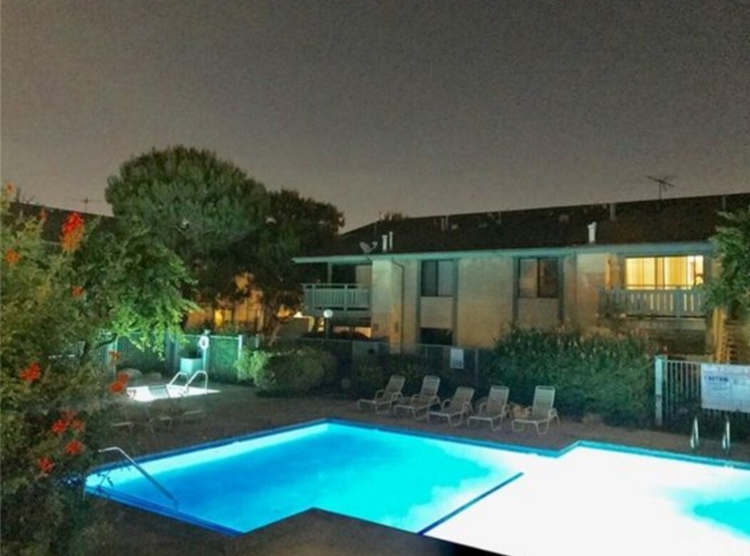 Building Photo - 20531 S Vermont Ave