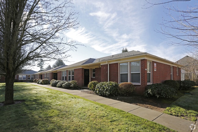 Primary Photo - Irvington Court