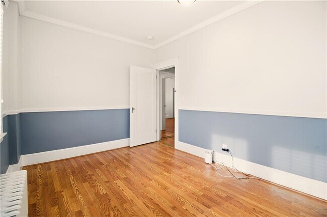 Building Photo - 334 Jastram St