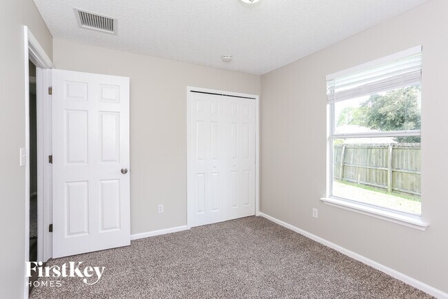 Building Photo - 2767 Samara Ct