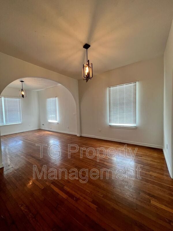 Building Photo - 30 Sanford St