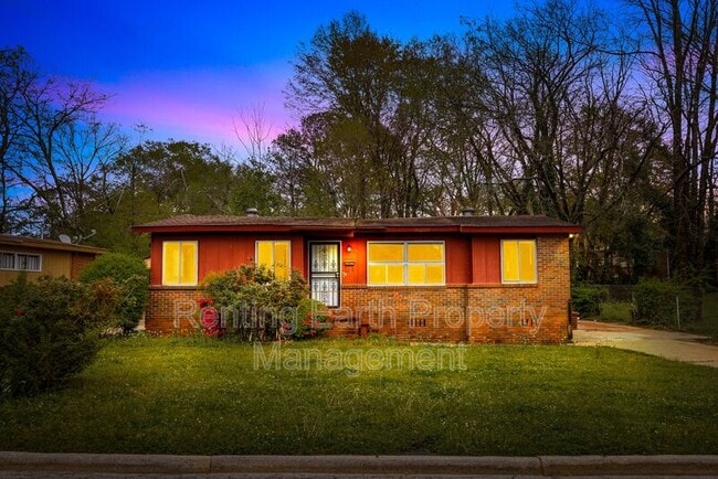 Primary Photo - 6715 Court N