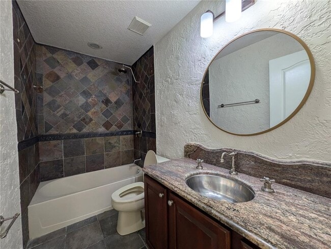 Building Photo - 9869 Heron Pointe Dr