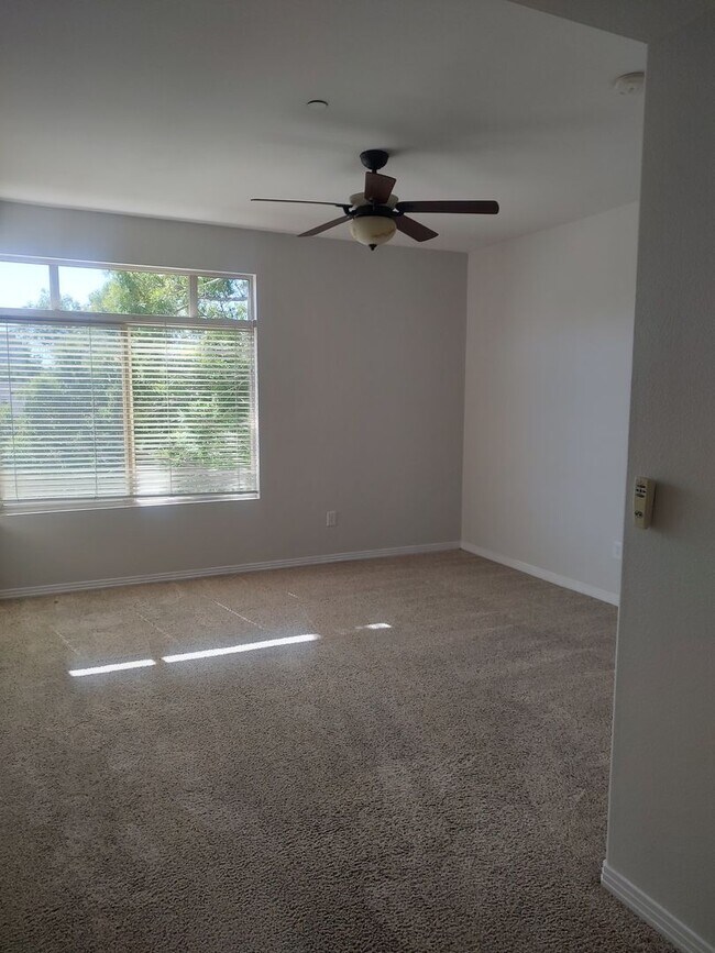 Building Photo - Resort Lifestyle at The Lido in Mission Valley