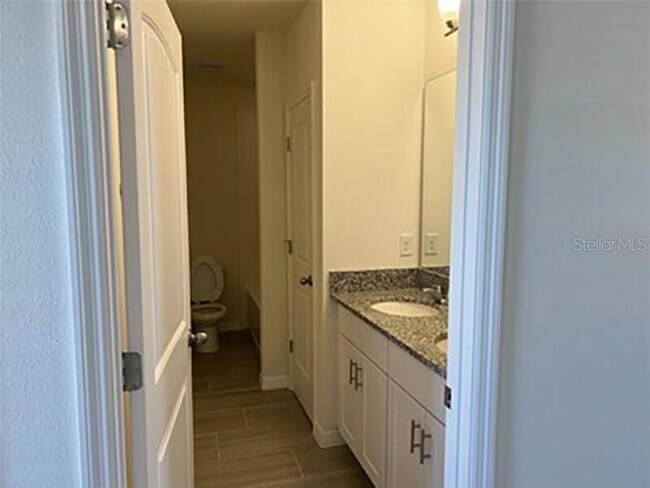 Building Photo - 15663 Pelican Cay Dr