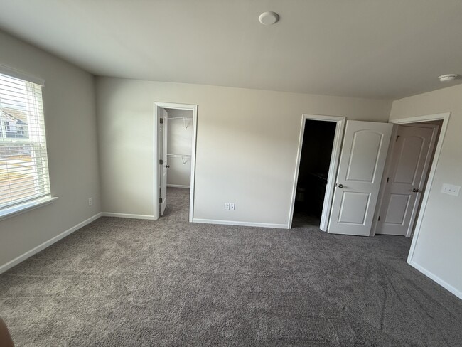 Building Photo - 5142 Tommy Ln