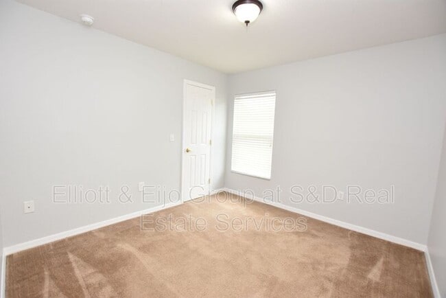 Building Photo - 1615 Laurel Meadows Dr