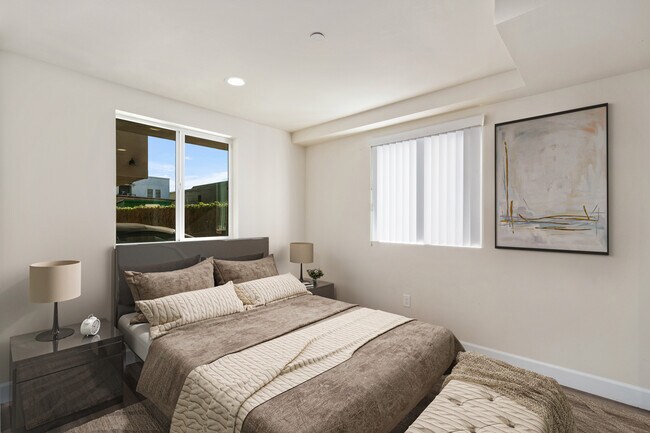 Building Photo - 1822 Orchard Ave