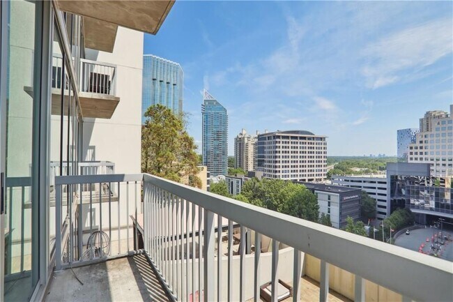 Building Photo - 3324 Peachtree Rd NE