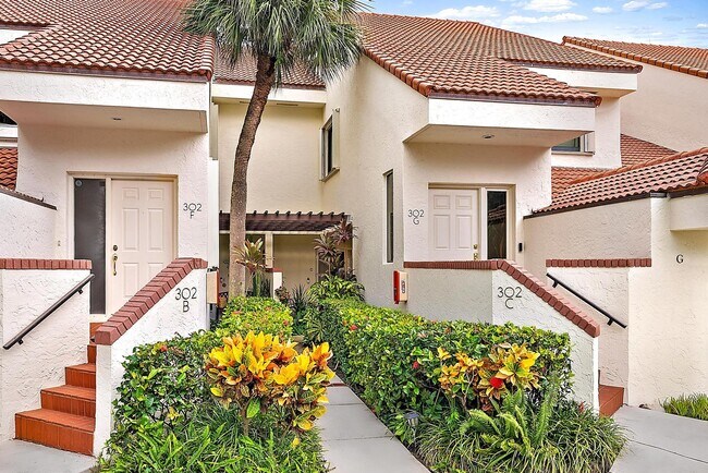 Building Photo - 302 Sea Oats Dr