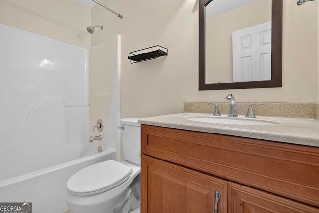 Building Photo - 72 Victorian Cir