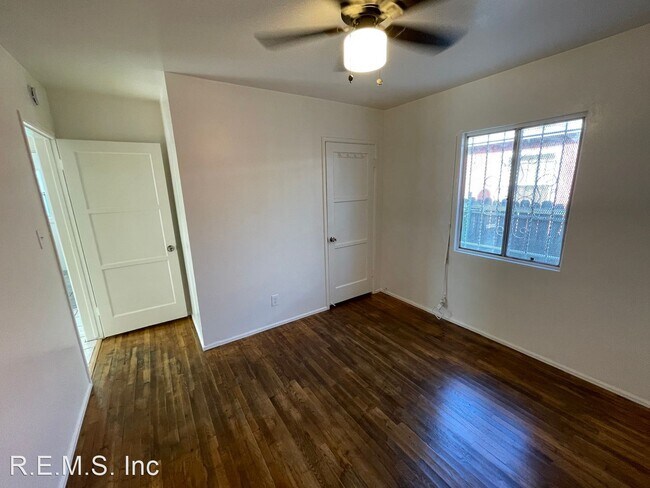 Building Photo - 3 br, 1 bath House - 1820 E Kay Street