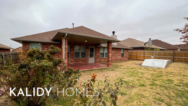 Building Photo - 5921 SE 88th St