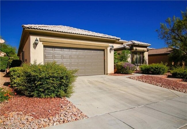 Building Photo - 10488 Riva De Fiore Ave