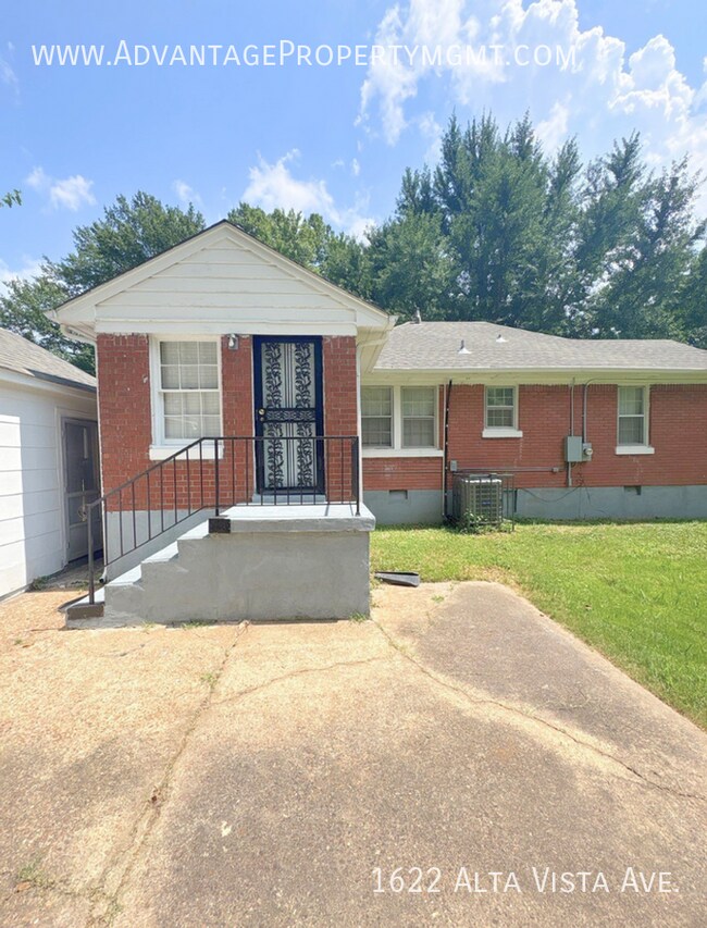 Building Photo - 1622 Alta Vista Ave