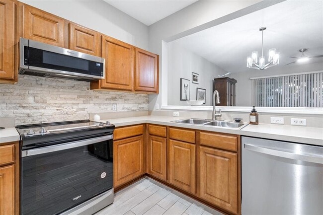Building Photo - 5005 Barnstead Dr