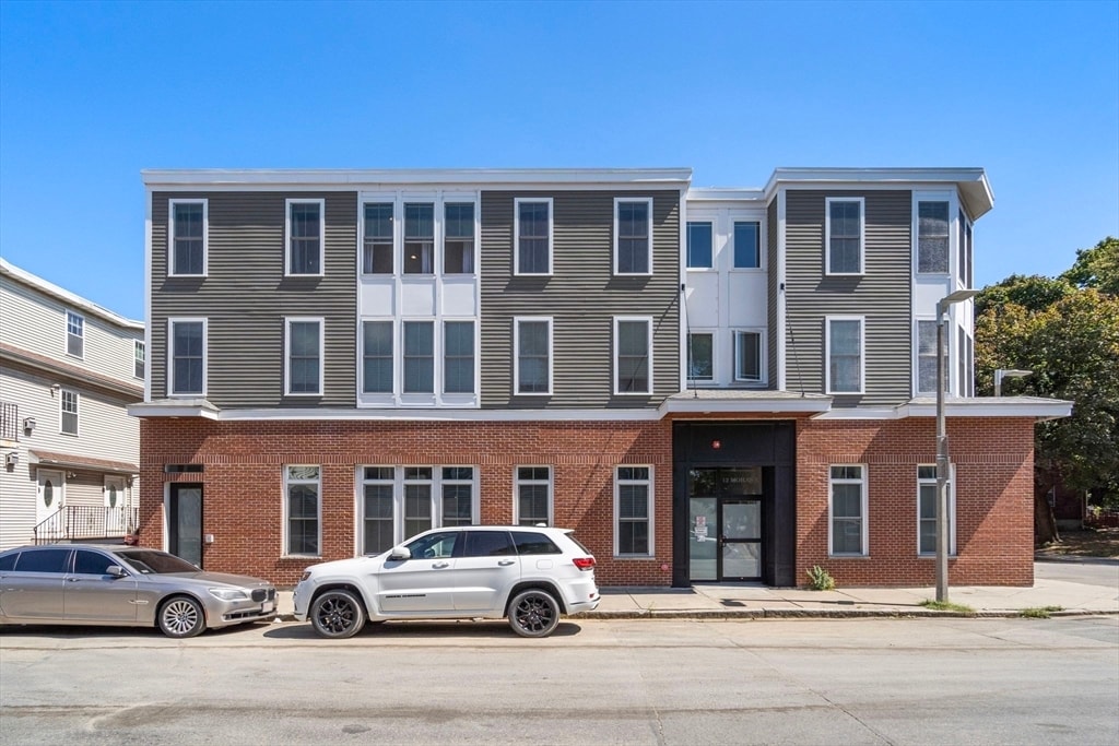 Building Photo - 12 Mohawk St